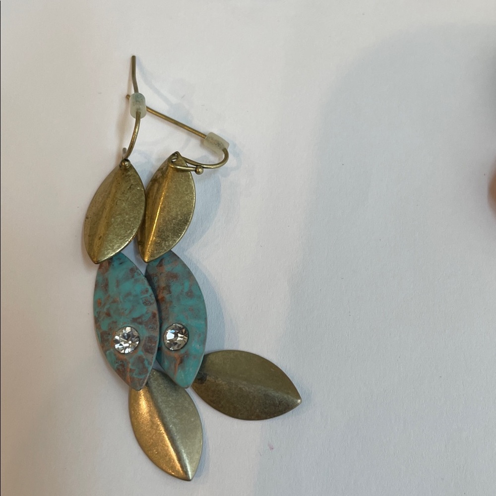 Colorful Assorted Earrings Set - Picture 4 of 9